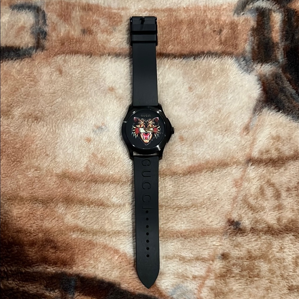 Gucci Black Watch with Tiger Design